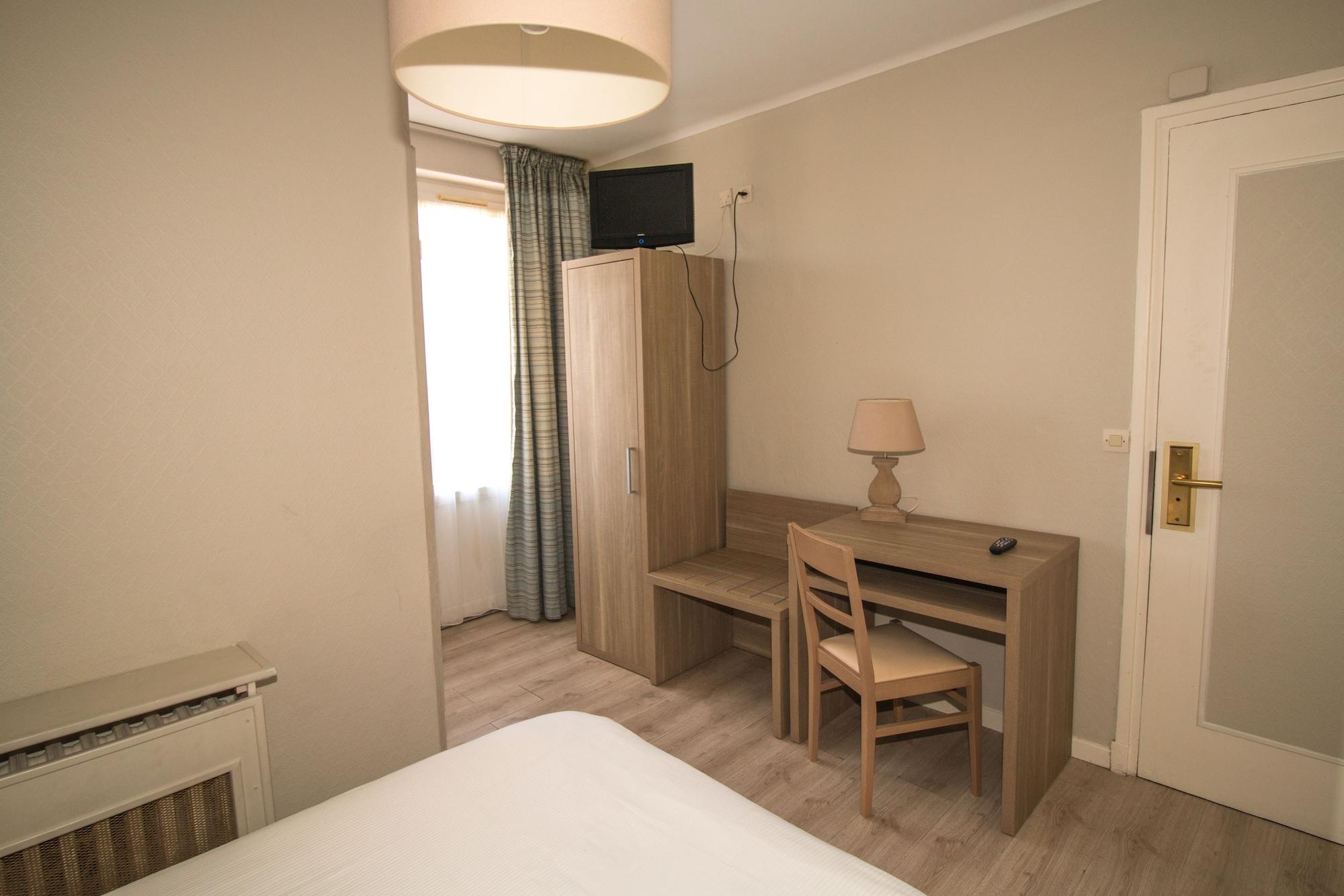 Hotel Pacific Calais Exterior photo